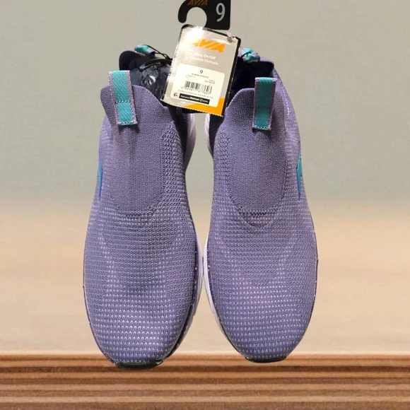 NWT AVIA SLIP-ON LIGHTWEIGHT JOGGER SNEAKER SIZE 9. - Picture 1 of 11